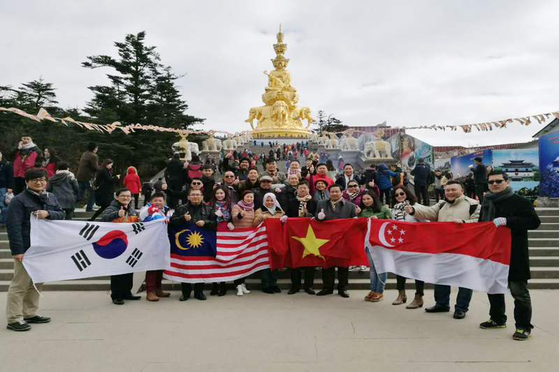 2016年11月 • 中国四川省考察